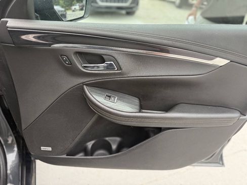 Used 2019 Chevrolet Impala Premier FWD image 25