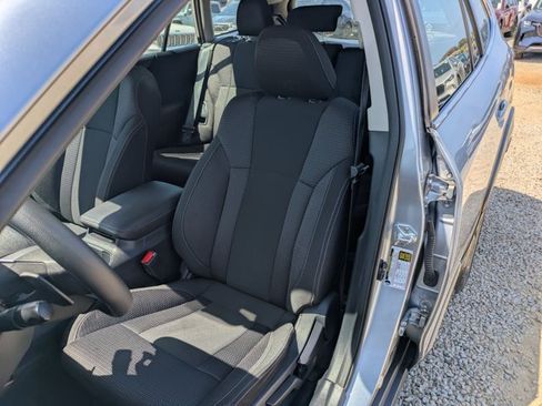Used 2023 Subaru Outback AWD/4WD image 15