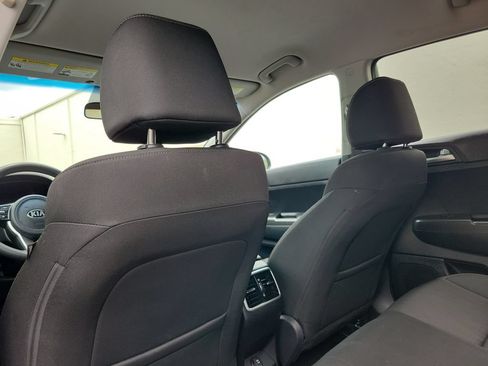 Used 2021 Kia Sportage LX FWD image 16