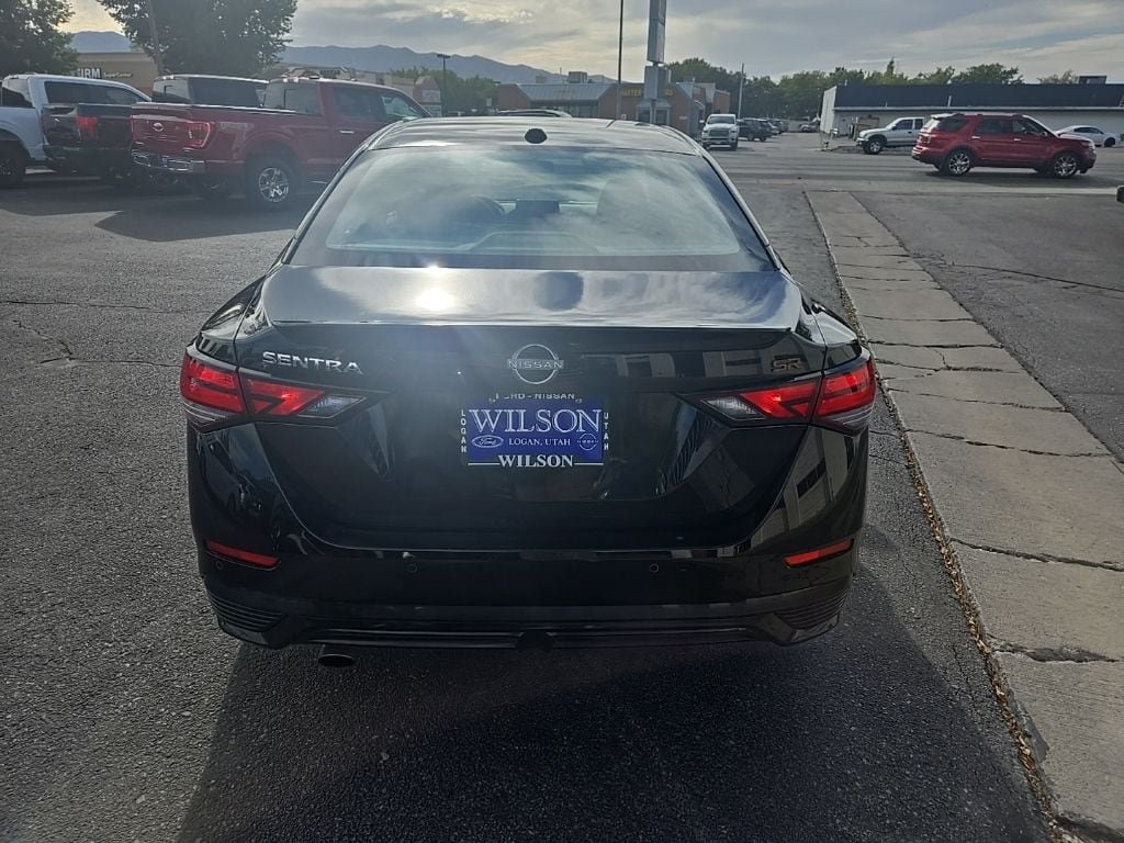 Used 2025 Nissan Sentra SR FWD image 6