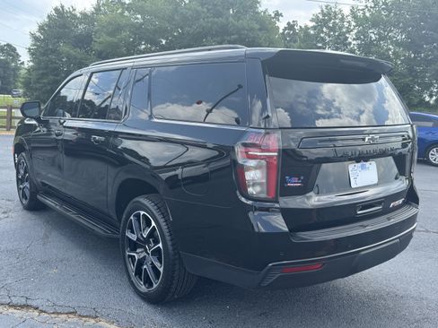 Used 2024 Chevrolet Suburban RST AWD/4WD image 7