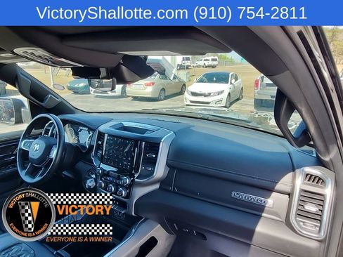 Certified 2024 RAM 1500 Laramie RWD image 31