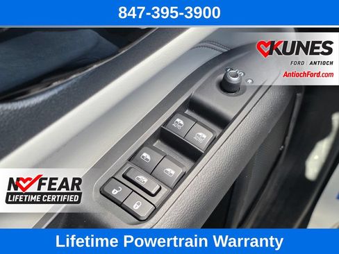 Used 2025 Jeep Compass Limited AWD/4WD image 37