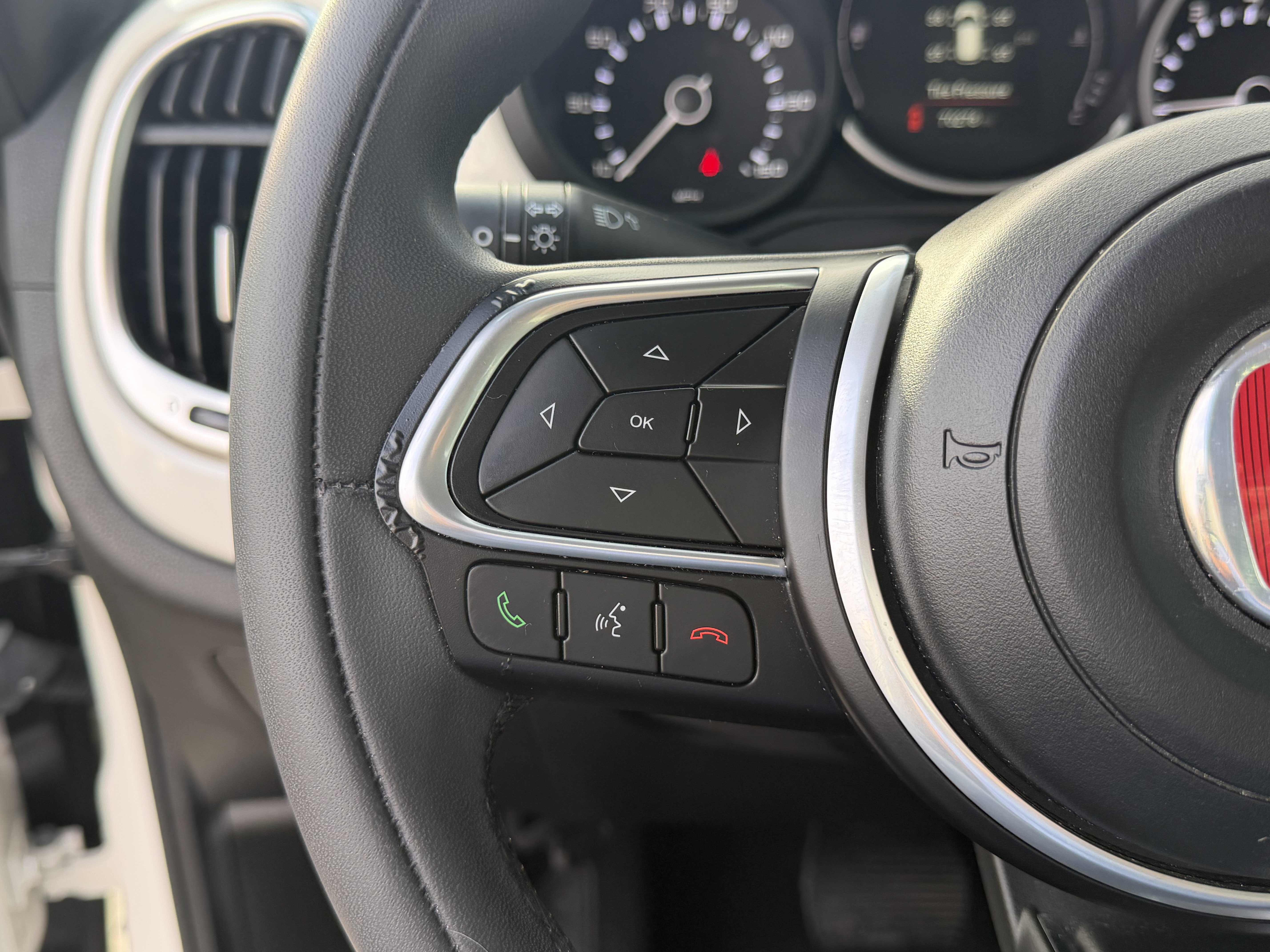 Used 2020 FIAT 500L Pop w/ Premium Group FWD image 27