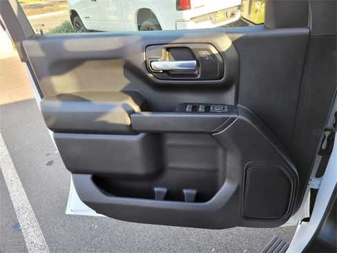 Used 2022 Chevrolet Silverado 1500 Custom image 28