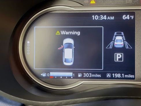 Used 2025 Nissan Versa SV w/ Trunk Package FWD image 13