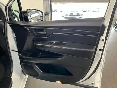 Used 2025 Honda Odyssey Sport-L image 12