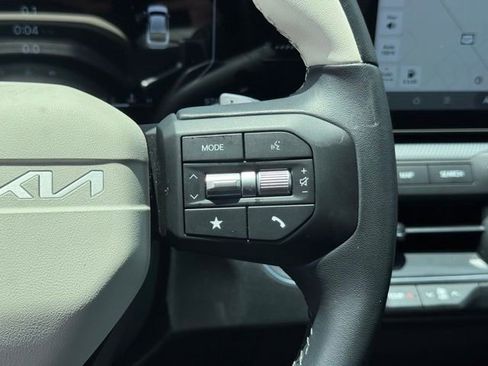 Certified 2025 Kia K4 GT-Line Turbo FWD image 29