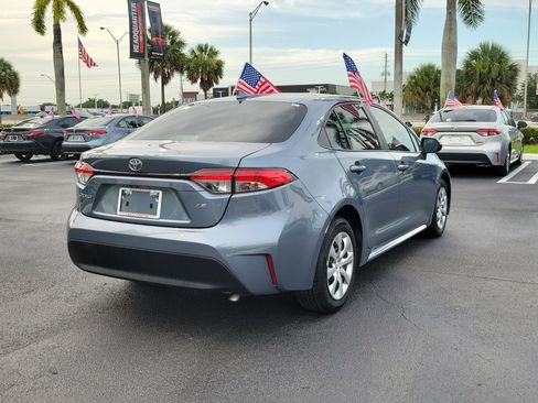 Used 2023 Toyota Corolla LE FWD image 11