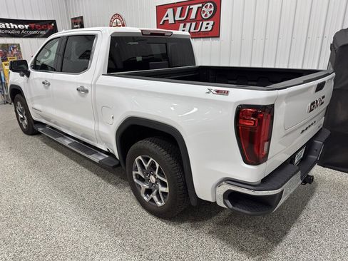 Used 2025 GMC Sierra 1500 SLT w/ SLT Premium Package image 31