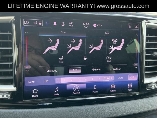 Used 2023 Chrysler Pacifica Touring-L FWD image 18