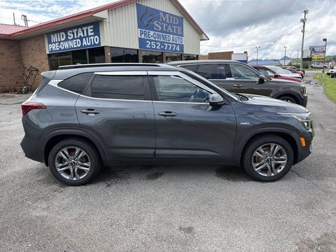 Used 2021 Kia Seltos S AWD/4WD image 4