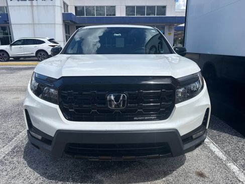 Used 2025 Honda Ridgeline Black Edition image 5