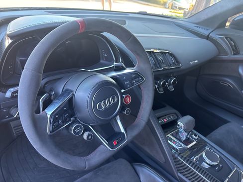 Used 2023 Audi R8 V10 GT image 6