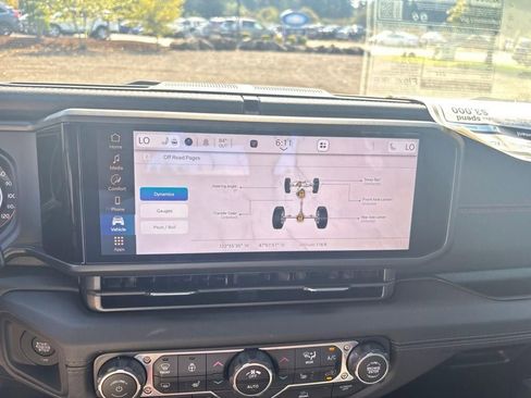 New 2025 Jeep Wrangler Rubicon w/ Convenience Group image 20