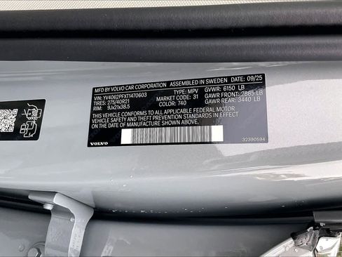 New 2026 Volvo XC90 B6 Ultra image 36