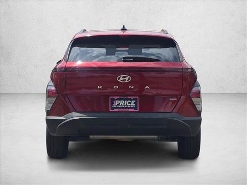Used 2025 Hyundai Kona SEL AWD/4WD image 7