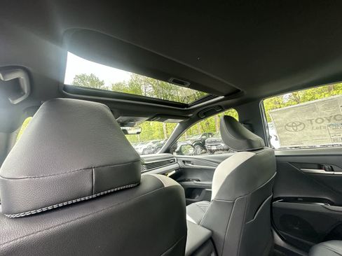 New 2026 Toyota Camry SE AWD/4WD image 43