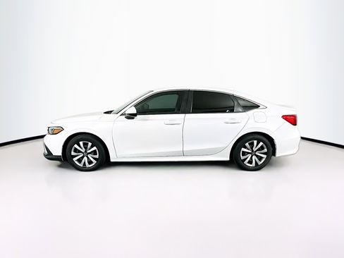 Used 2022 Honda Civic LX image 4