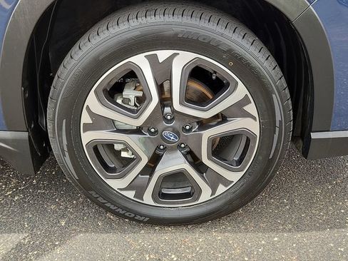 Certified 2024 Subaru Ascent Limited AWD/4WD image 7