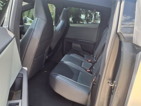 Used 2024 Tesla Cybertruck Cyberbeast AWD/4WD image 9