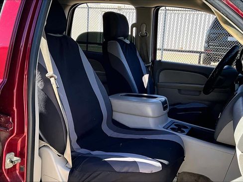 Used 2011 Chevrolet Tahoe LT image 8