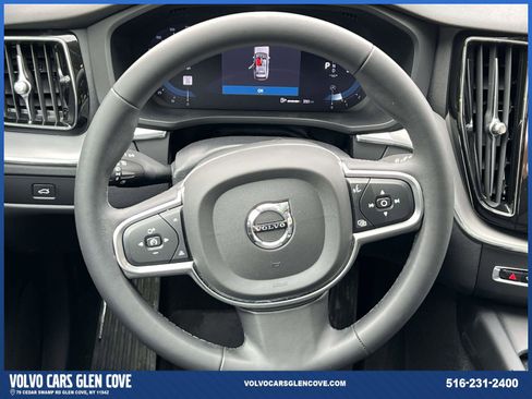 Certified 2024 Volvo XC60 B5 Core w/ Protection Package Premier AWD/4WD image 12
