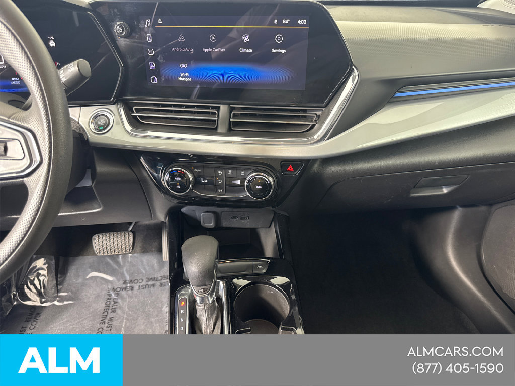 Used 2025 Chevrolet Trax LT FWD image 31
