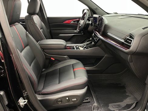 Certified 2024 Chevrolet Traverse RS image 42