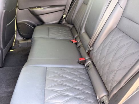 Certified 2025 Nissan Rogue Platinum FWD image 17