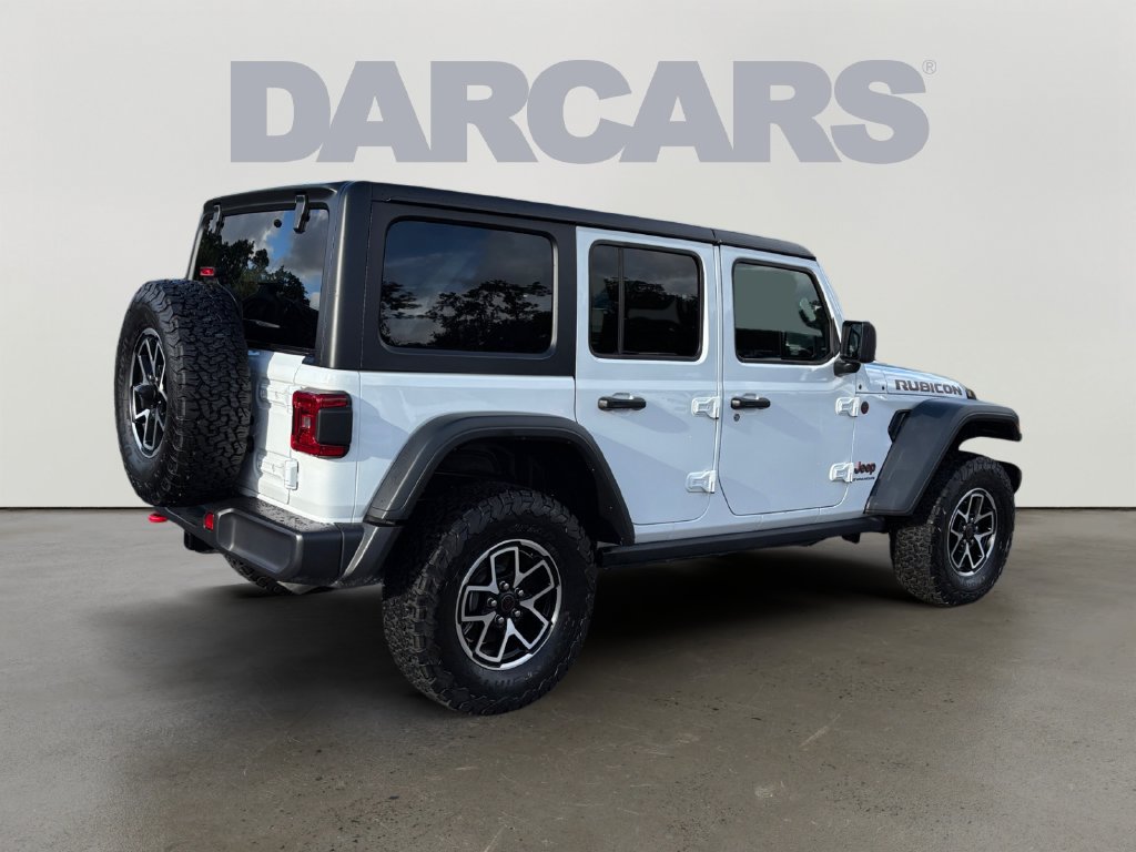 Used 2025 Jeep Wrangler Unlimited Rubicon w/ Convenience Group AWD/4WD image 7