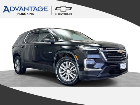 Used 2023 Chevrolet Traverse LT image 1