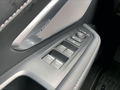 New 2026 Acura RDX w/Technology Package image 13