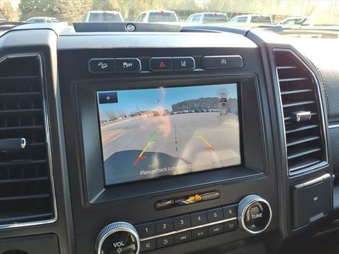 Used 2021 Ford Expedition Max Limited image 23