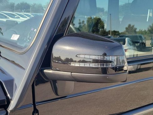 Used 2017 Mercedes-Benz G 550 G 550 image 18