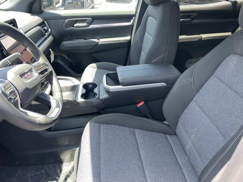 New 2026 GMC Terrain Elevation w/ Technology Package II FWD image 19
