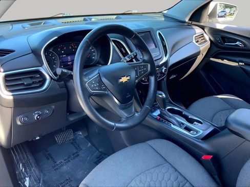 Used 2021 Chevrolet Equinox LT AWD/4WD image 18