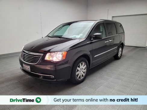 Used 2015 Chrysler Town & Country Touring w/ Driver Convenience Group FWD image 1