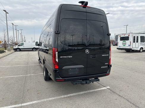 Used 2023 Mercedes-Benz Sprinter 3500 image 20