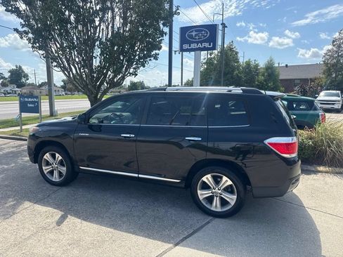 Used 2012 Toyota Highlander Limited FWD image 4