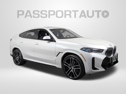 Certified 2024 BMW X6 xDrive40i w/ Premium Package image 9