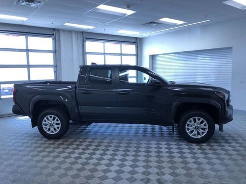 New 2026 Toyota Tacoma SR5 AWD/4WD image 6
