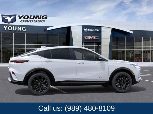 New 2026 Buick Envista Sport Touring image 5