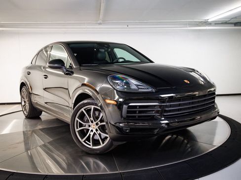 Certified 2023 Porsche Cayenne Platinum Edition AWD/4WD image 9
