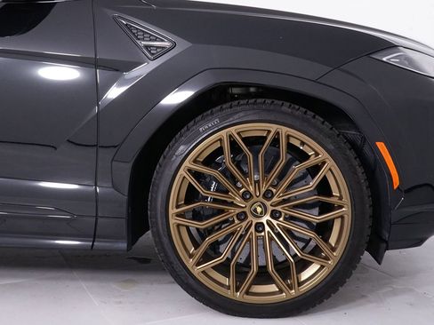 Used 2025 Lamborghini Urus S AWD/4WD image 16
