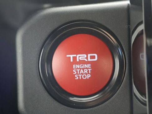 Used 2026 Toyota Tacoma TRD Off-Road AWD/4WD image 16