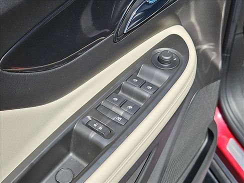 Certified 2018 Buick Encore Preferred FWD image 12