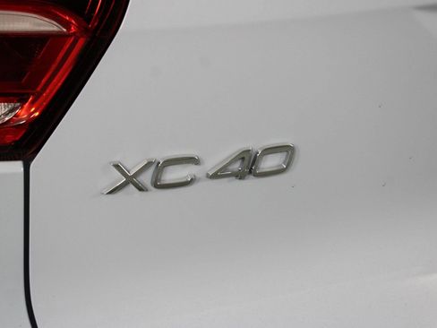 New 2026 Volvo XC40 B5 Plus w/ Protection Package Premier image 16