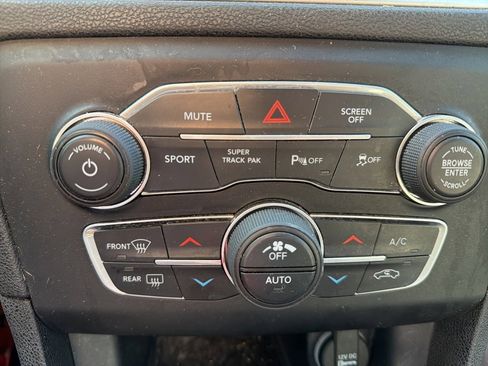 Used 2020 Dodge Charger R/T image 18