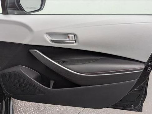 Used 2024 Toyota Corolla SE FWD image 22